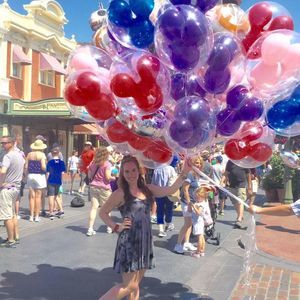 Meet your Posher, Claudia